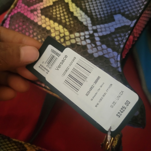 Handbag - Picture 9 of 9